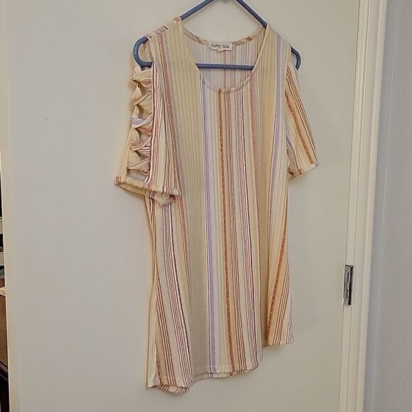 3/$30 ANOTHER REASON Pastel Striped Braided Short Sleeve Blouse Small - Picture 2 of 9